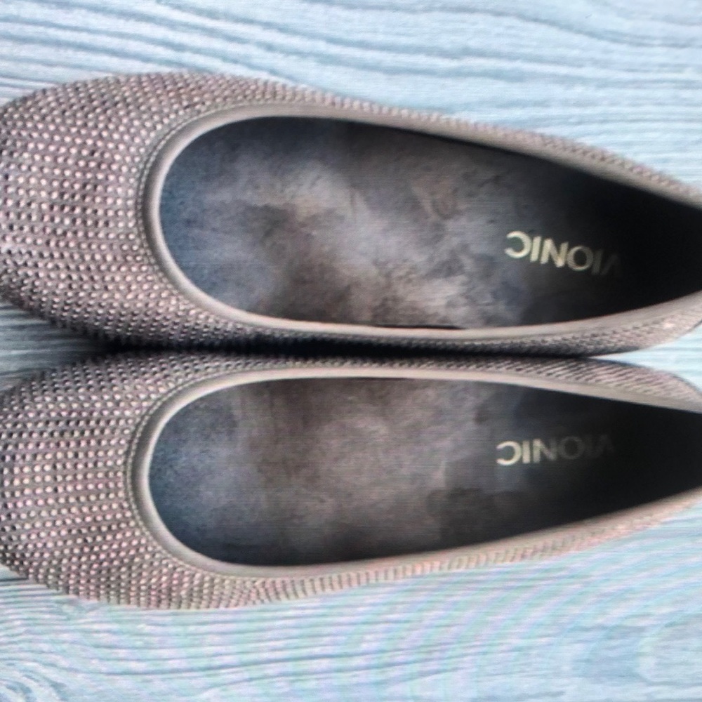 Vionic willow spark ballet flats taupe with rose gold stud